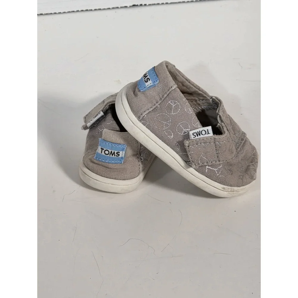 Toms Toddler Unisex Sz 4m Gray Metallic Peace Sign Slip Canvas On Shoes